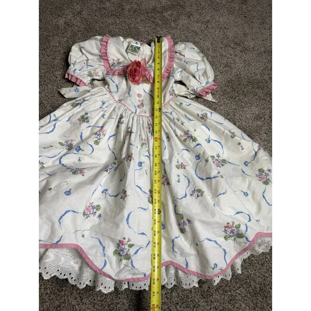 Daisy Kingdom vintage daisy